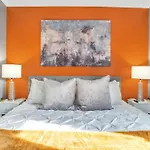 2-Bedrooms-2-Balconies-Walk-2-Everything-Wd