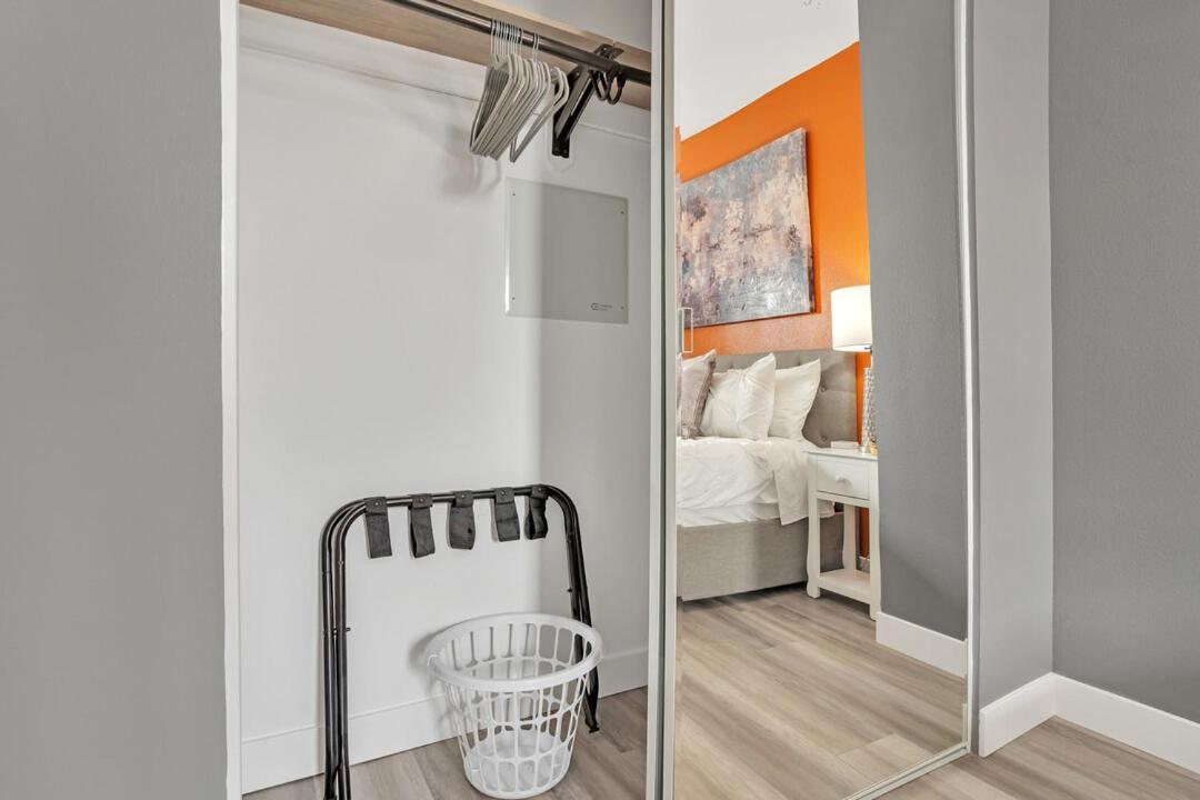 Apartment 2-bedrooms-2-balconies-walk-2-everything-wd